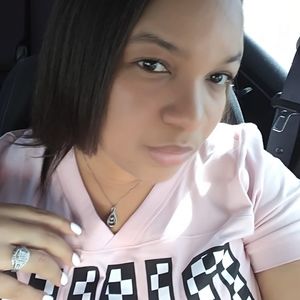 Meet your Posher, Alicea